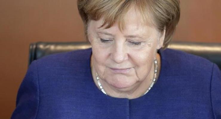 Большинство немцев уверены в досрочном уходе Меркель с поста