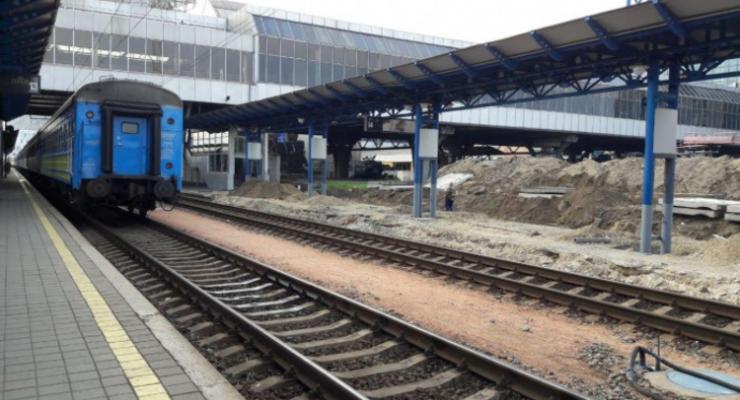 Воздушный экспресс: на киевском вокзале начали строить платформу