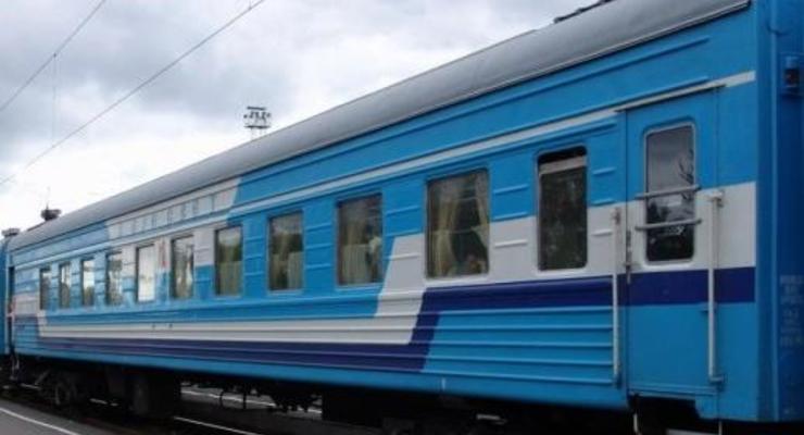 В Киеве эвакуировали 700 человек из-за "минирования" поезда