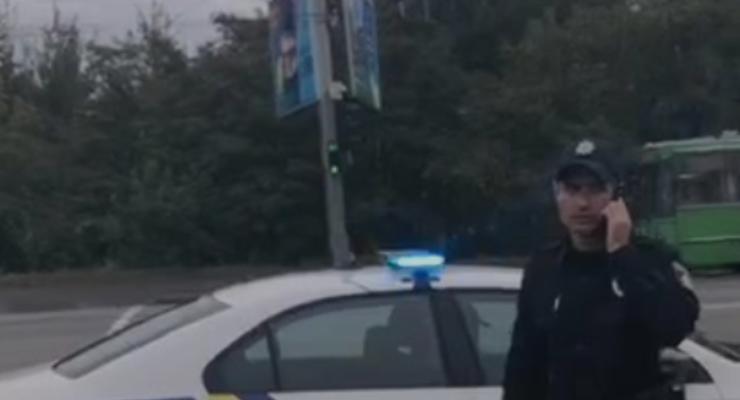 В Киеве полиция задержала 8 националистов, боровшихся с "наливайками"