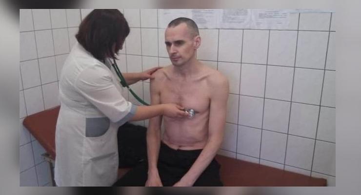 РосСМИ: Сенцов прекратил голодовку