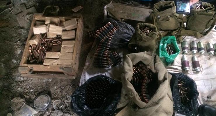 В Луганской области обнаружили тайник с боеприпасами
