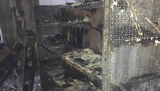 Во Львове дотла сгорел зоомагазин