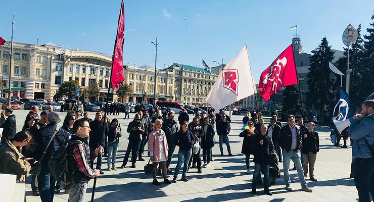 В Харькове прошел марш за право носить оружие