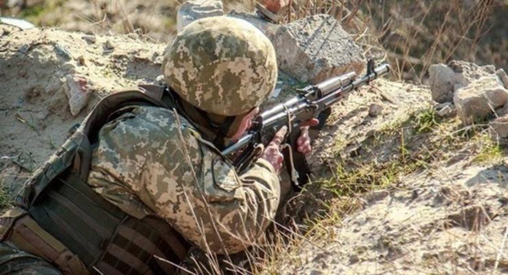 Сутки в ООС: 36 вражеских обстрелов, ранены трое бойцов ВСУ