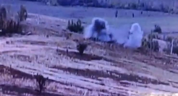 Появилось видео уничтожения позиции сепаратистов на Донбассе