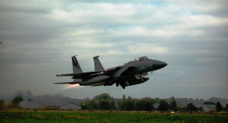 Чистое небо: американские F-15C кружат над Украиной