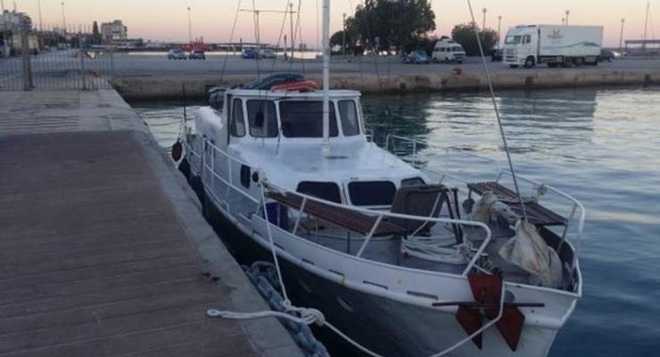В Средиземном море задержали украинский яхту с 57 мигрантами