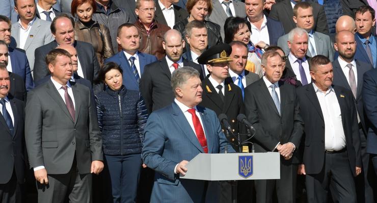 Порошенко заявил о скорой смене КУ по курсу в НАТО