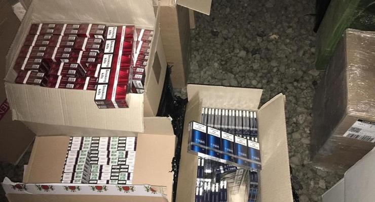 В Краматорске ГФС обнаружила крупный склад контрабандных сигарет