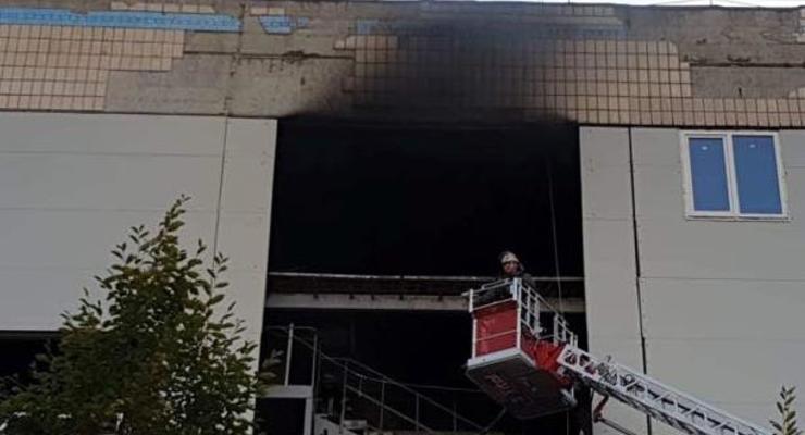 В центре Киева горело здание