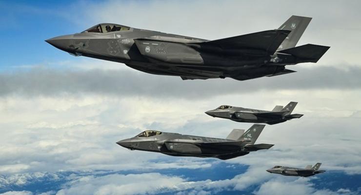 США возобновили полеты истребителей F-35