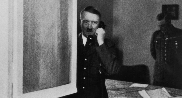 Гитлер был гомосексуалистом и садомазохистом - ЦРУ