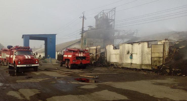 В Харьковской области горели зерносклады
