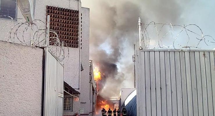 На фабрике в Мексике из-за взрыва эвакуировали две тысячи человек