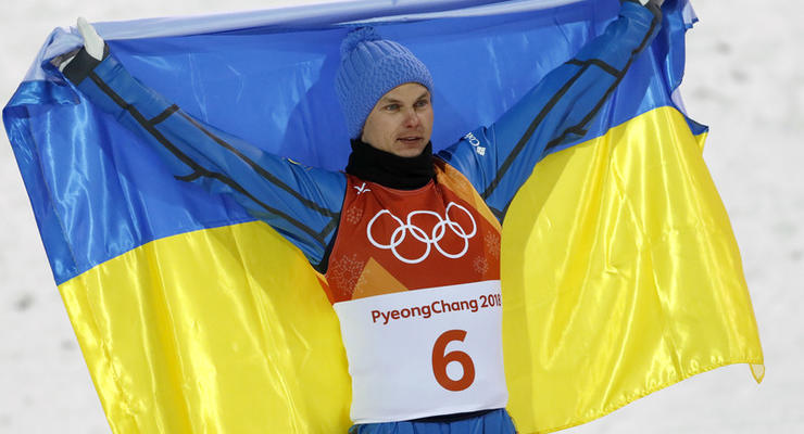 Порошенко пообещал улучшить условия для подготовки украинских олимпийцев