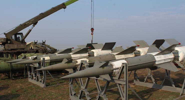 ВСУ на полигоне испытали управляемые зенитные ракеты С-300В1 и С-125М1