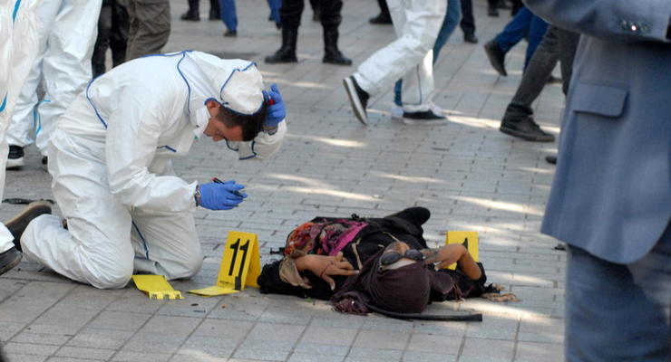 В центре Туниса женщина взорвала себя: 15 пострадавших