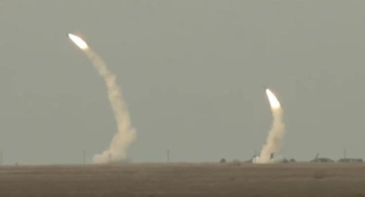Военные проведут ракетные стрельбы вблизи Крыма
