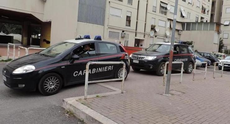 В Италии вооруженный мужчина захватил заложников в почтовом отделении
