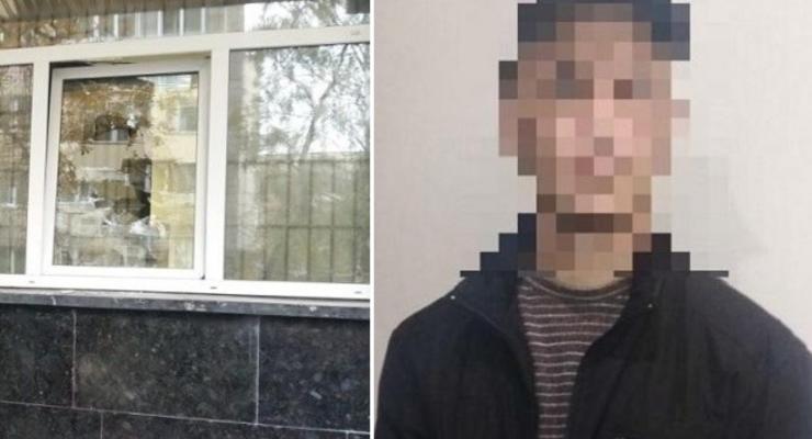 В Киеве мужчина камнем разбил окна Генпрокуратуры