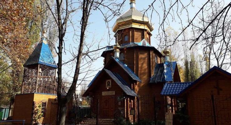 В Одессе попытались поджечь колокольню храма