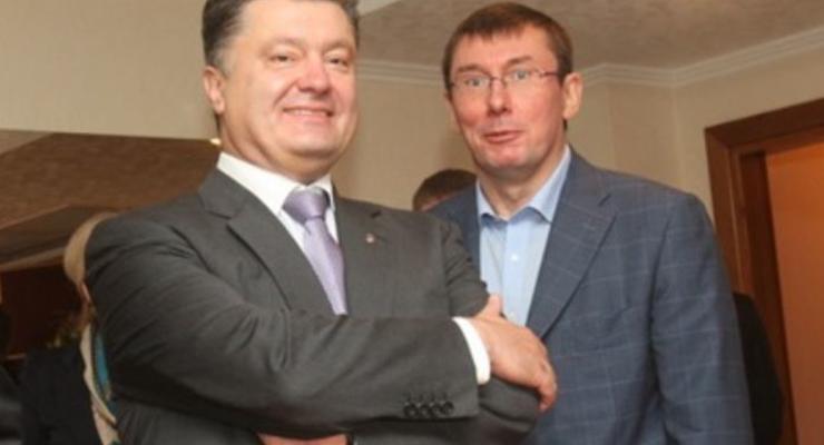Порошенко не принял отставку Луценко - СМИ