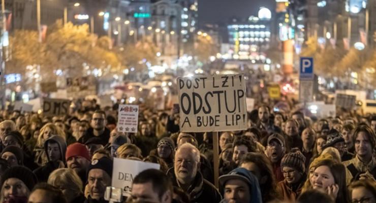 Итоги 15 ноября: Скандал в Чехии и решения по Смеле
