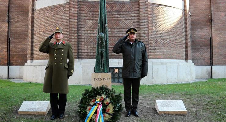 В Венгрии открыли памятник жертвам Голодомора в Украине