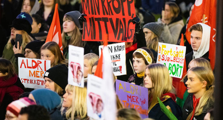 В Норвегии протестуют против ограничения на аборты