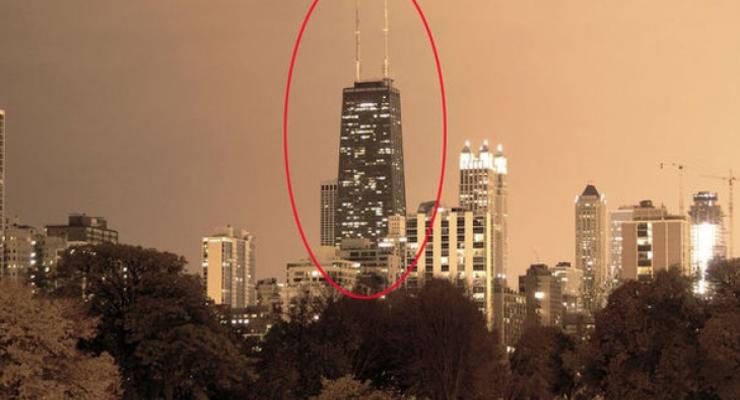 В Чикаго лифт с пассажирами рухнул с высоты 95 этажа