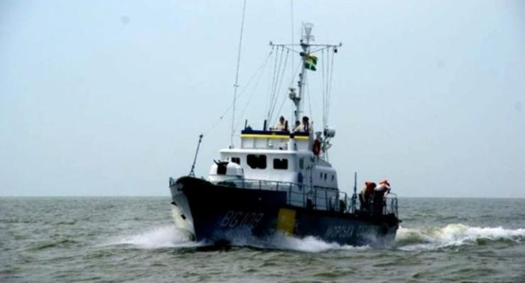 Пограничники РФ конфисковали катер украинских рыбаков в Азовском море