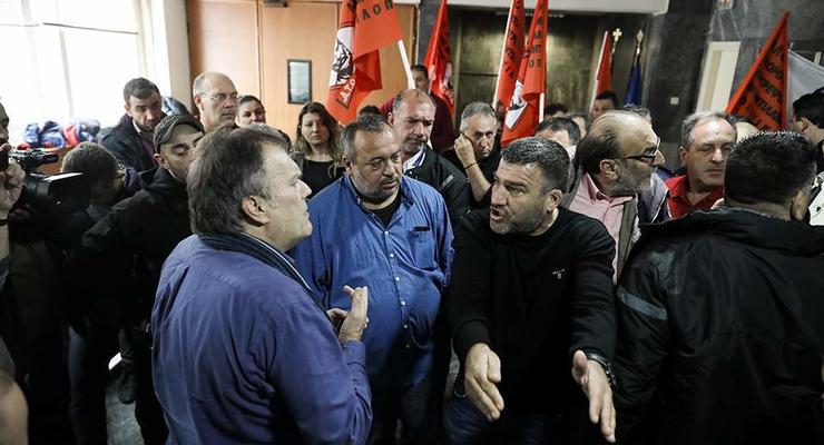 В Греции протестующие ворвались в министерство