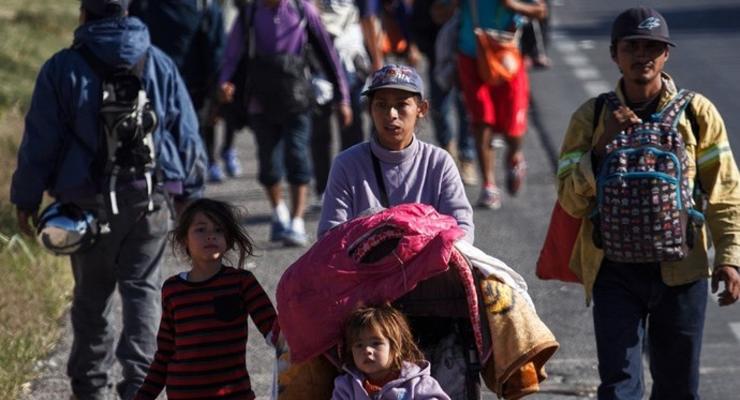 Караван мигрантов из Сальвадора добрался до Мексики