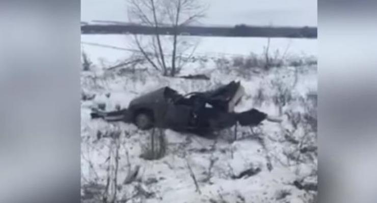 В ДТП в Черкасской области авто разорвало пополам, двое погибших