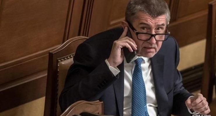 Чешской оппозиции не удалось отправить премьера в отставку