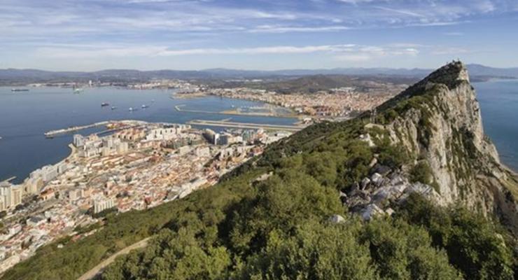 Британия согласилась на требования Испании по Гибралтару