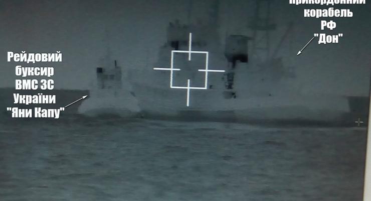Столкновение в Азовском море: российский катер поврежден, замечены ударные вертолеты РФ