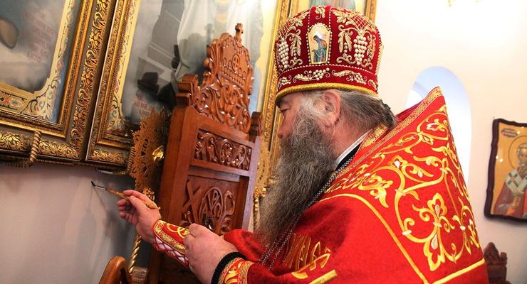 Молдавская церковь просит Порошенко повлиять на Минюст в вопросе Почаевской Лавры