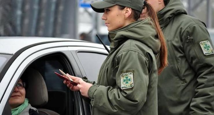 "Евробляхеры" освободили проезд через западную границу Украины