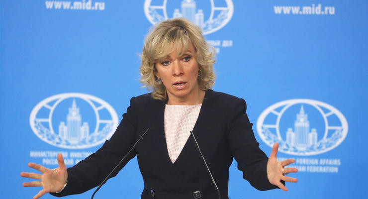 Захарова прокомментировала введение военного положения в Украине