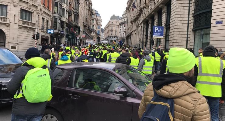 В Брюсселе начались массовые протесты "желтых жилетов"
