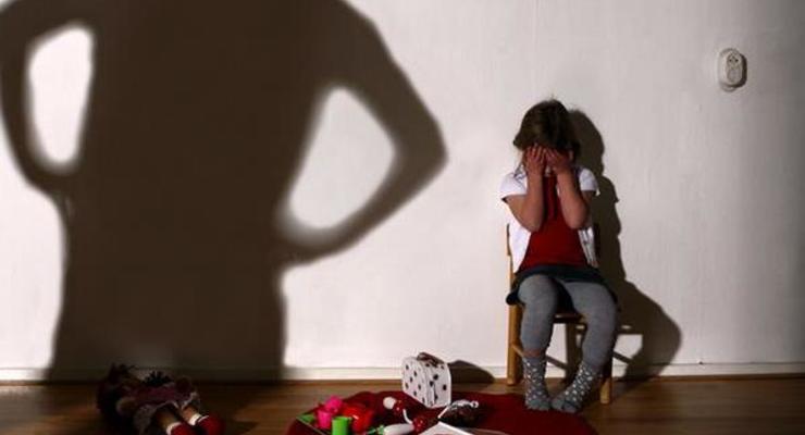 Во Франции запретят телесные наказания детей в семье