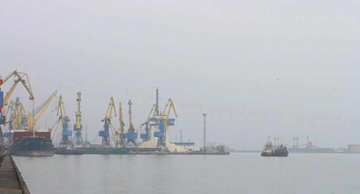 Россия закрыла судоходство в Керченском проливе