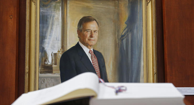 Смерть Буша-старшего: Органы власти США на день остановят работу