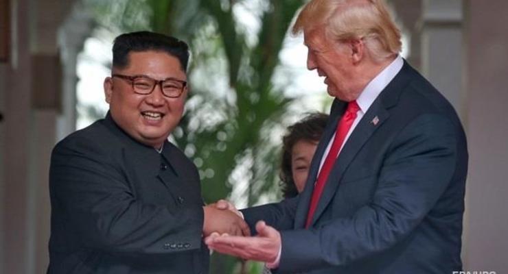 Трамп пообещал Ким Чен Ыну исполнить "все его желания"