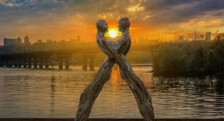 Киев украсят очередной современной скульптурой