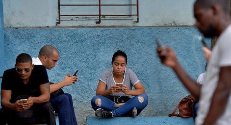 На Кубе заработал мобильный интернет для всех