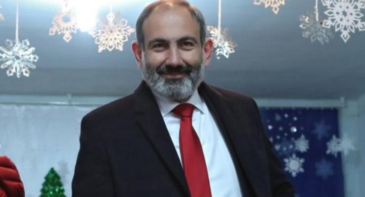 Блок Пашиняна победил на выборах в Армении