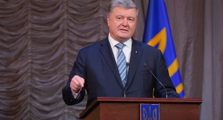 Порошенко пообещал не нарушать прав украинцев без вторжения РФ